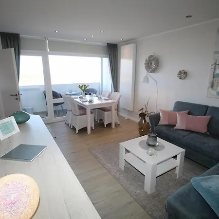 Apartment H10-011 *